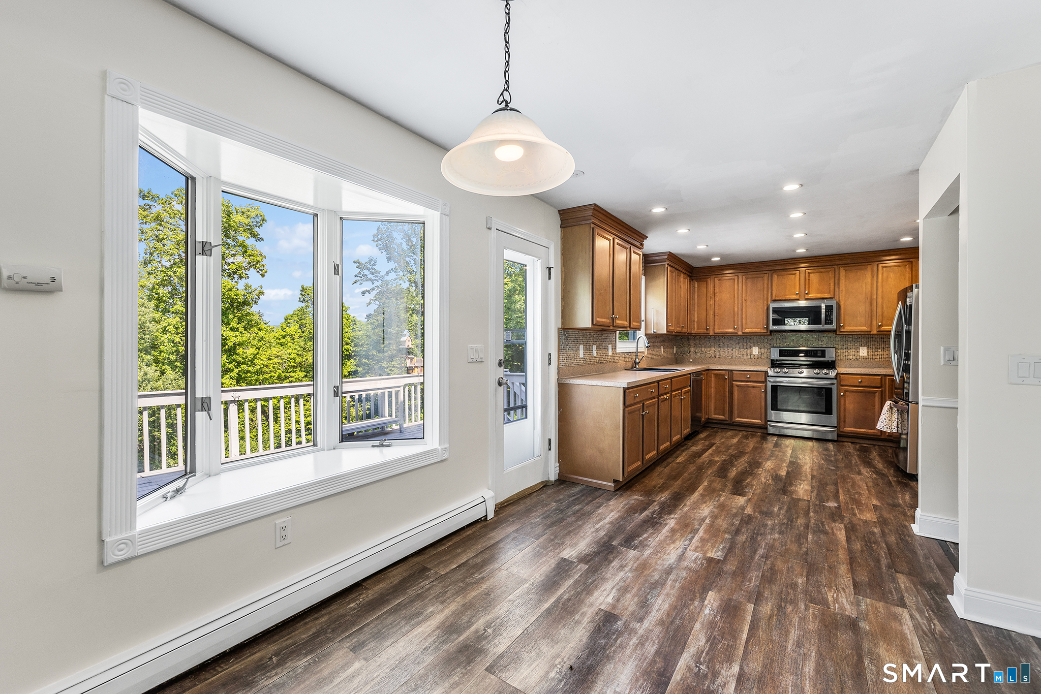 45 East Gate Road Danbury, CT 06811 - Photo 10 of 39