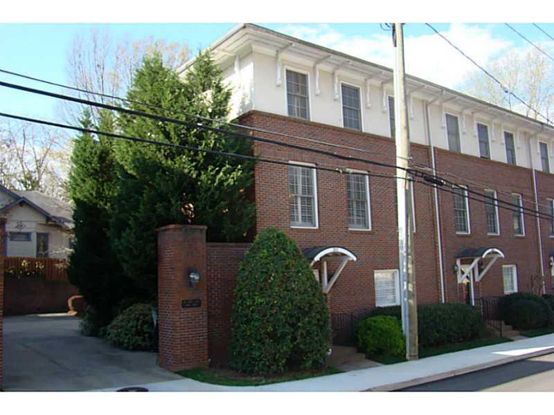 201 East Maple Street, Unit 3B Decatur, GA 30030 - Photo 1 of 1 Exterior Front. End Unit