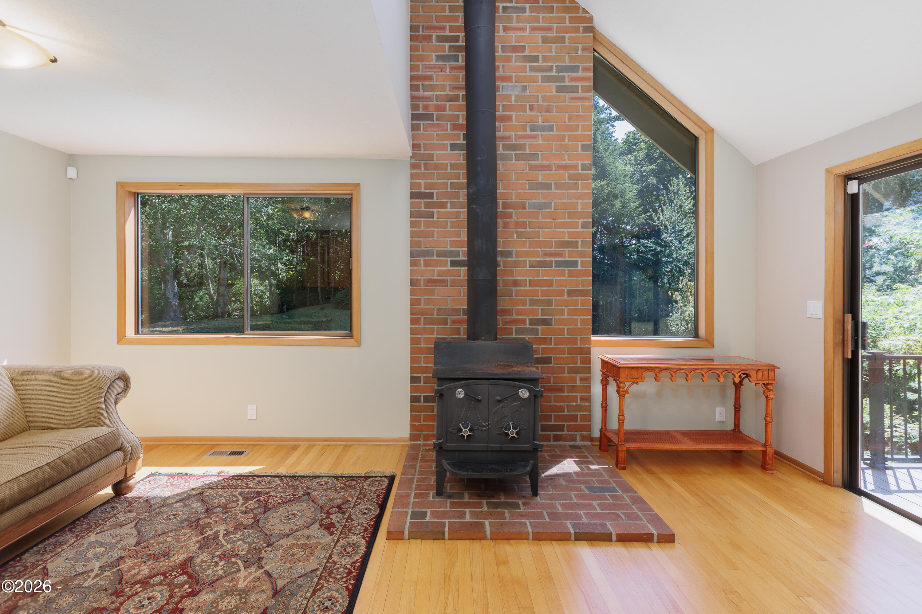 45 Olalla Road Toledo, OR 97391 - Photo 11 of 27 Gallery Image 11