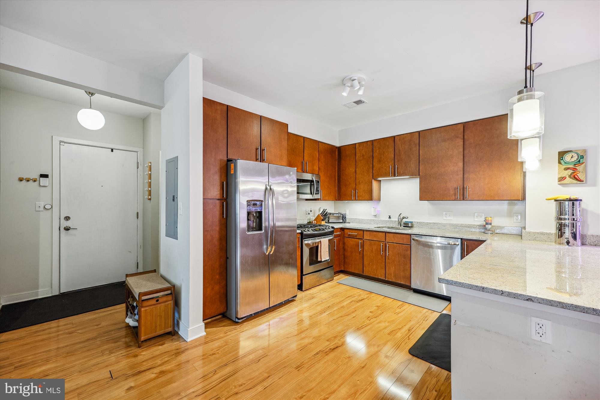 8005 13th Street, Unit 411 Silver Spring, MD 20910 - Photo 19 of 65
