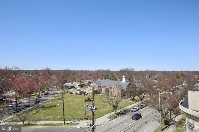 $349,900 | 8005 13th Street, Unit 411, Silver Spring, MD 20910