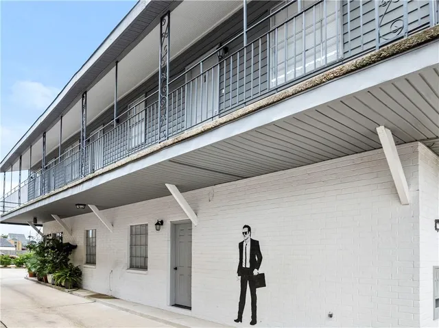 $1,150 | 3531 Ridgelake Drive, Unit 1, Metairie, LA 70002