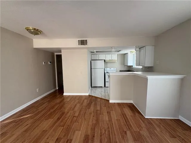 $1,150 | 3531 Ridgelake Drive, Unit 1, Metairie, LA 70002