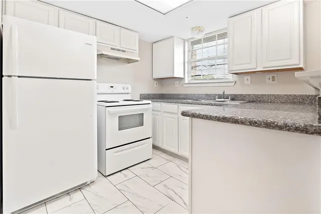 $1,150 | 3531 Ridgelake Drive, Unit 1, Metairie, LA 70002