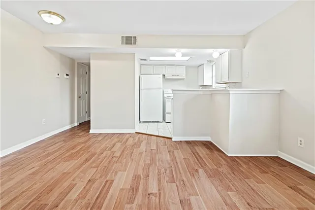 $1,150 | 3531 Ridgelake Drive, Unit 1, Metairie, LA 70002