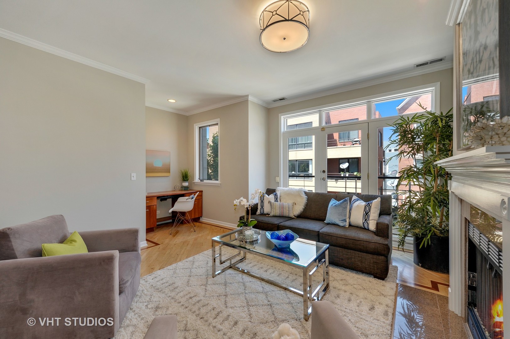 1517 West Fry Street, Unit 2 Chicago, IL 60642 - Photo 3 of 15