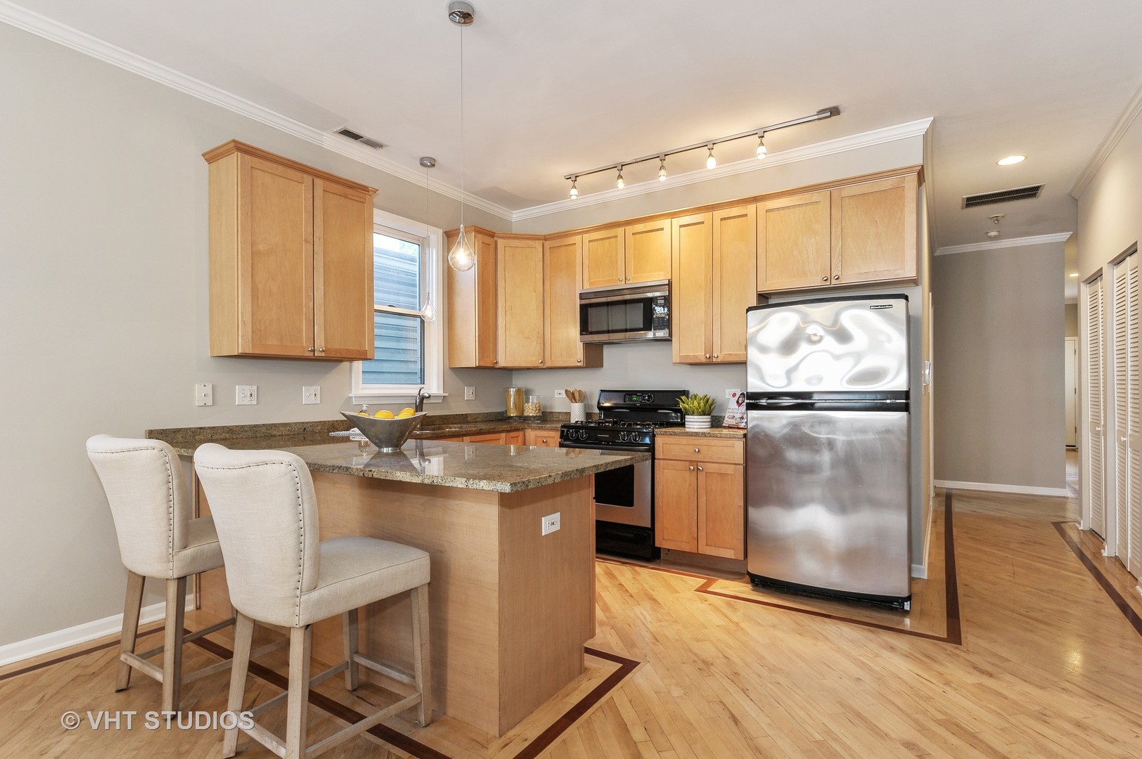 1517 West Fry Street, Unit 2 Chicago, IL 60642 - Photo 7 of 15