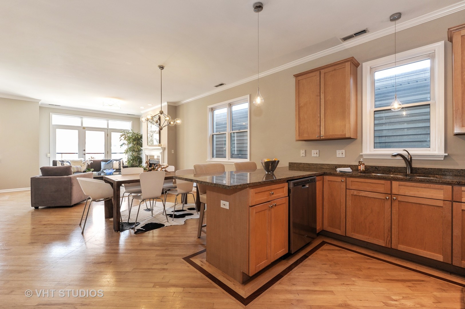 1517 West Fry Street, Unit 2 Chicago, IL 60642 - Photo 8 of 15