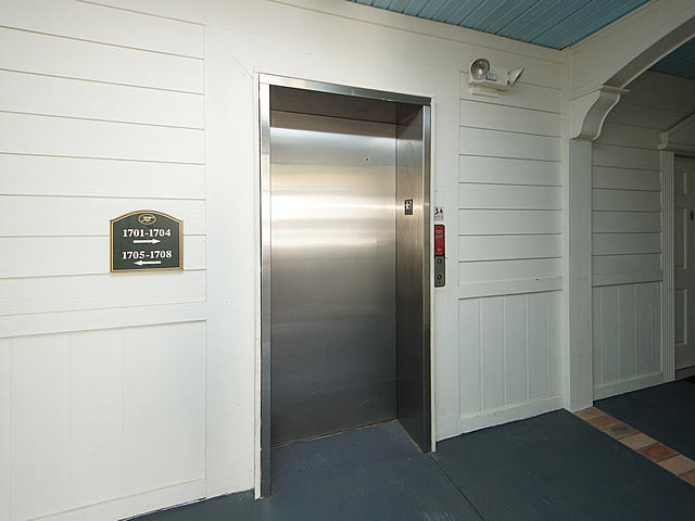 1713 Basildon Road Mount Pleasant, SC 29466 - Photo 16 of 28 Elevator!!