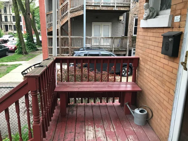 $4,500 | 2113 West Walton Street, Chicago, IL 60622