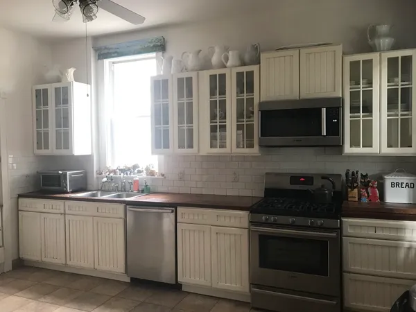 $4,500 | 2113 West Walton Street, Chicago, IL 60622