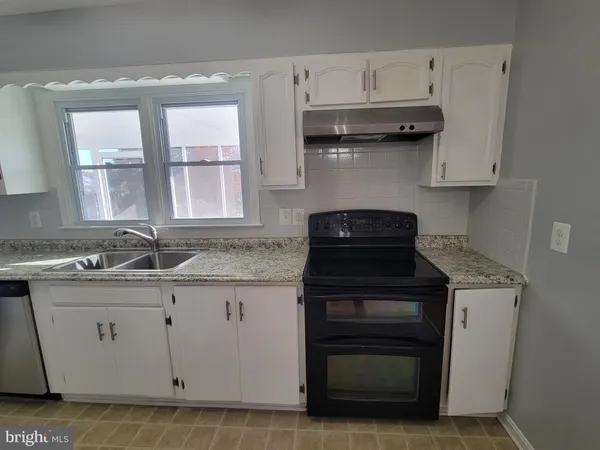 $2,300 | 13341 Latham Lane, Amissville, VA 20106