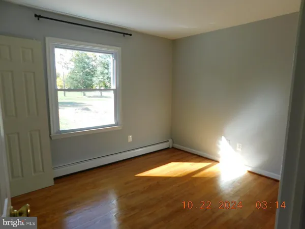 $2,300 | 13341 Latham Lane, Amissville, VA 20106