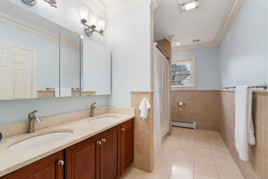 82 Brook Road Weston, MA 02493 - Photo 17 of 39