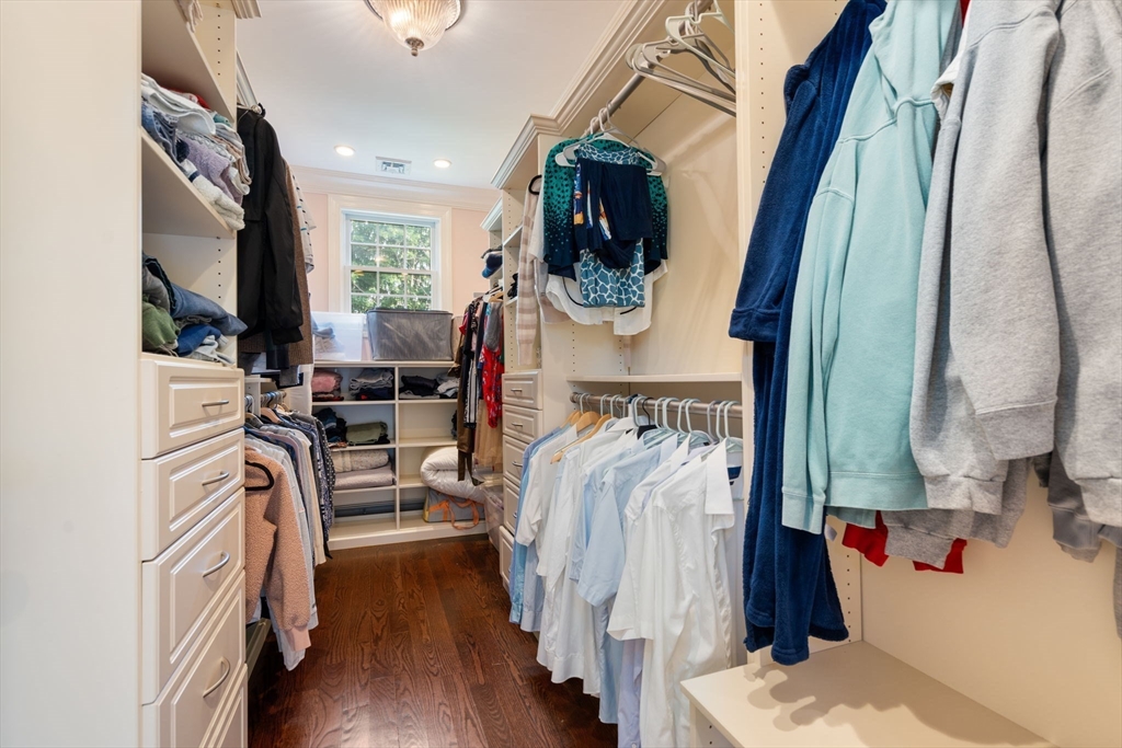82 Brook Road Weston, MA 02493 - Photo 20 of 39