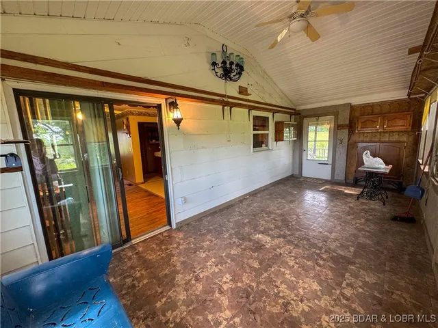 $423,900 | 15794 Hwy D, Versailles, MO 65084