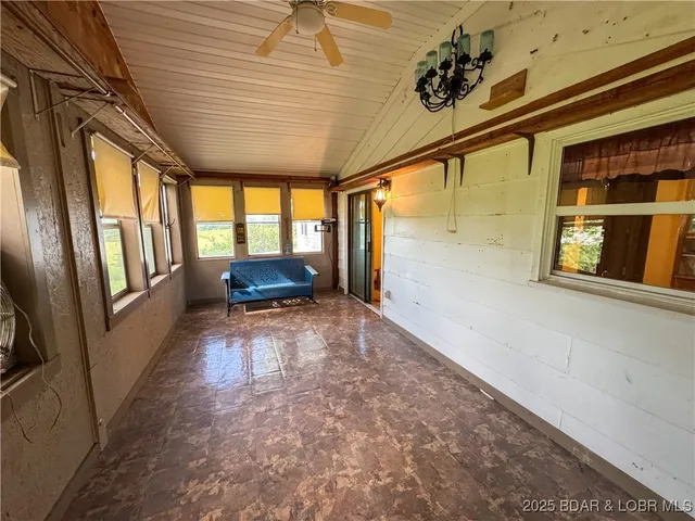 $423,900 | 15794 Hwy D, Versailles, MO 65084