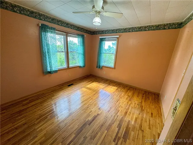 $423,900 | 15794 Hwy D, Versailles, MO 65084