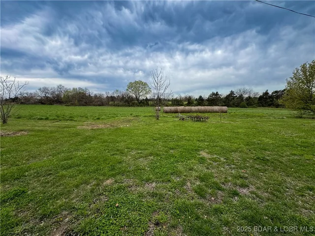 $423,900 | 15794 Hwy D, Versailles, MO 65084