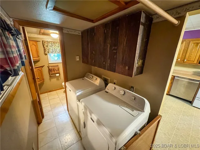 $423,900 | 15794 Hwy D, Versailles, MO 65084