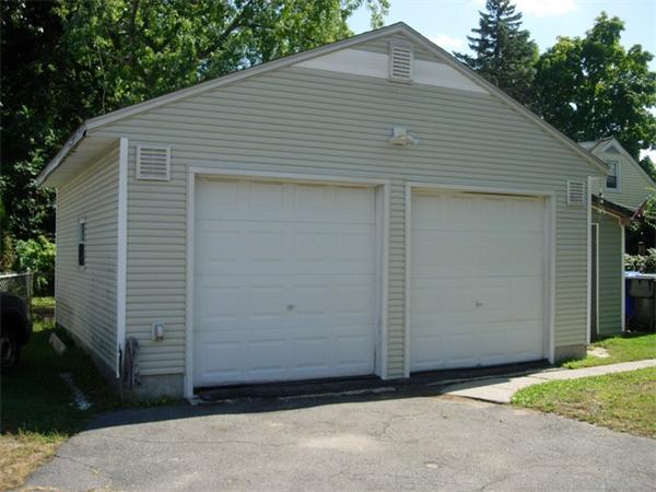 244 East Street Springfield, MA 01104 - Photo 15 of 17 Gallery Image 15