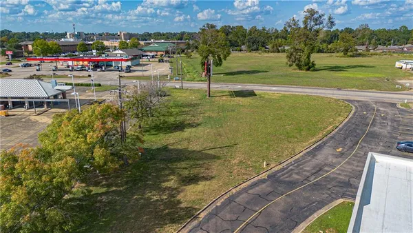 $79,100 | 2107 North Mall Drive, Alexandria, LA 71301