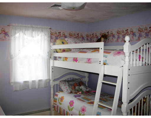 476 Old Post Road Walpole, MA 02081 - Photo 11 of 19 Gallery Image 11