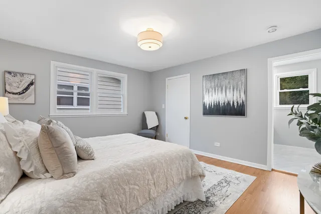 $995,000 | 215 45th Street, Western Springs, IL 60558