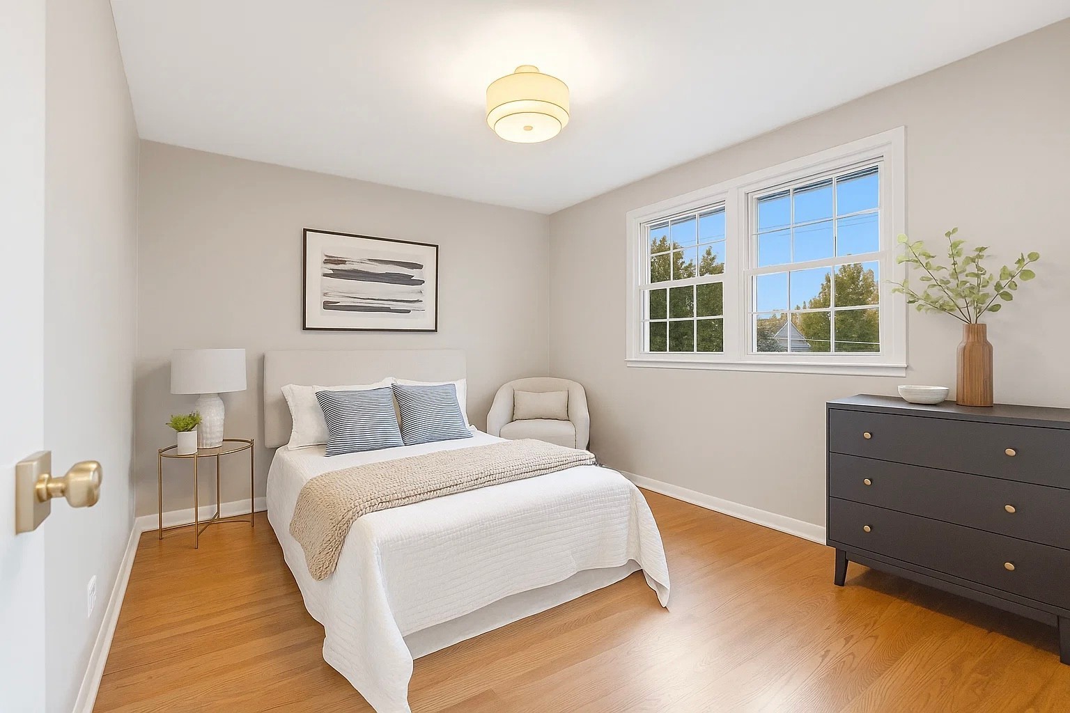 215 45th Street Western Springs, IL 60558 - Photo 31 of 46 a bedroom with a bed and window