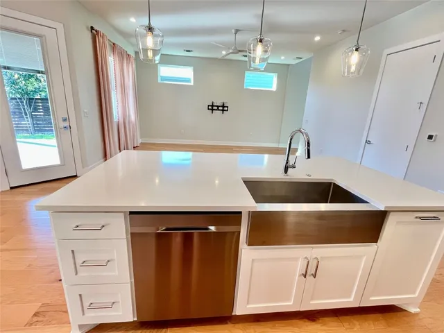 $2,900 | 6405 Keegans Drive, Austin, TX 78724