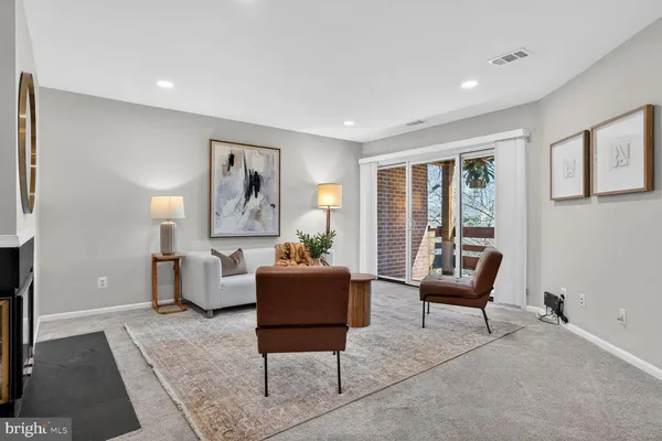 $372,000 | 11116 Beaver Trail Court, Unit 11116, Reston, VA 20191