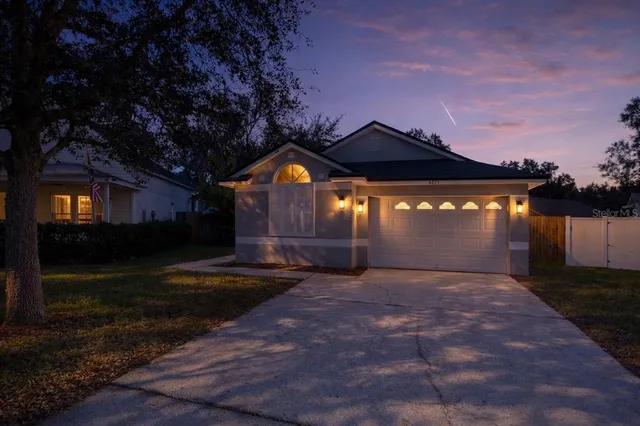 $2,400 | 6611 Summer Haven Drive, Riverview, FL 33578