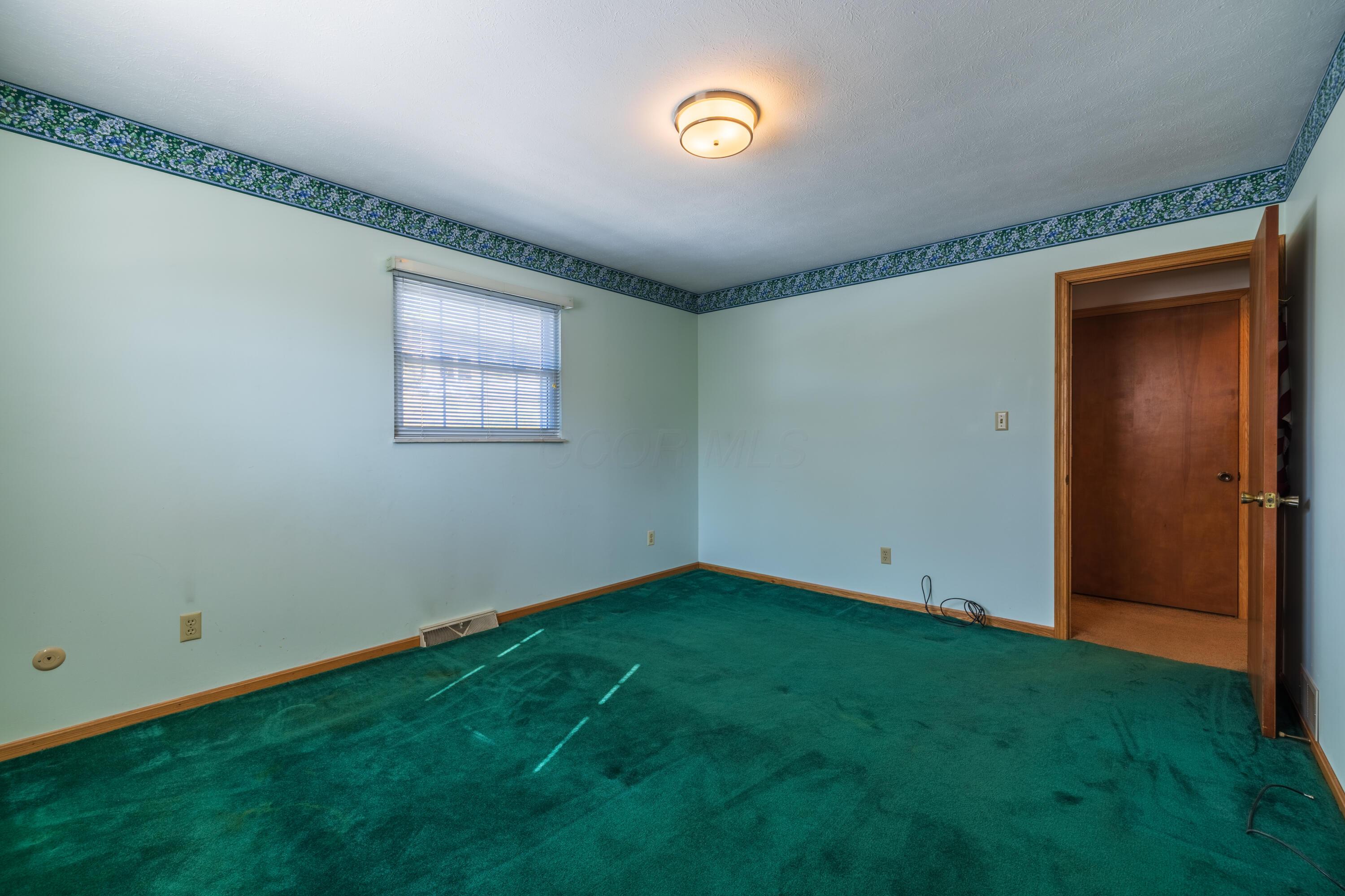 44 Strathmore Boulevard Athens, OH 45701 - Photo 20 of 54 JZP_44StrathmoreBlvd_036
