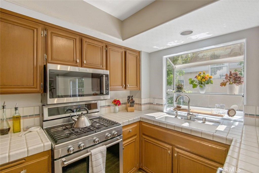 5340 Las Virgenes Road, Unit 4 Calabasas, CA 91302 - Photo 26 of 46