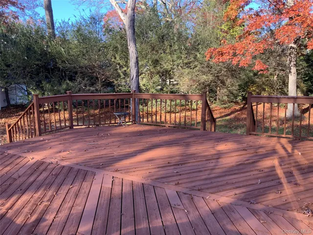 $3,500 | 20 Gildare Drive, East Northport, NY 11731