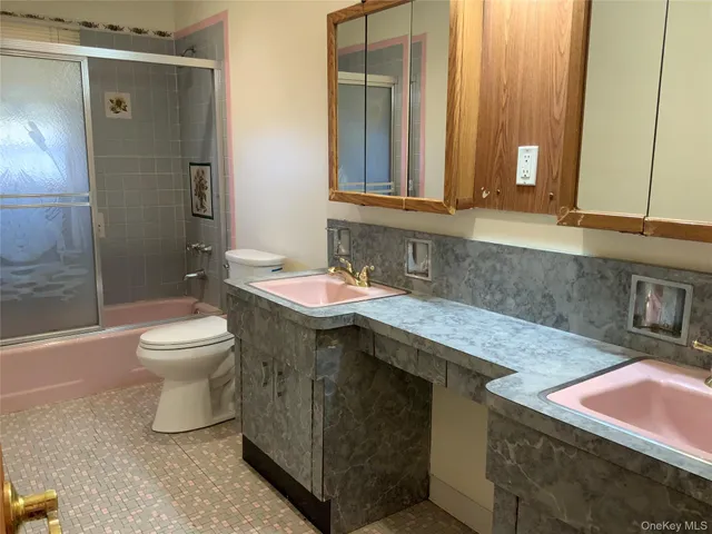 $3,500 | 20 Gildare Drive, East Northport, NY 11731