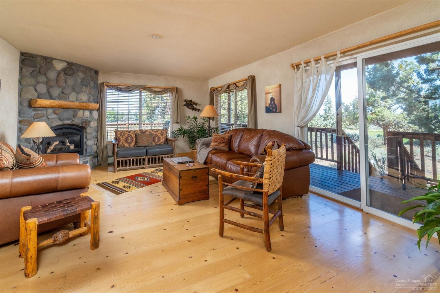 62695 Hamby Road Bend, OR 97701 - Photo 3 of 25 Additional Photo