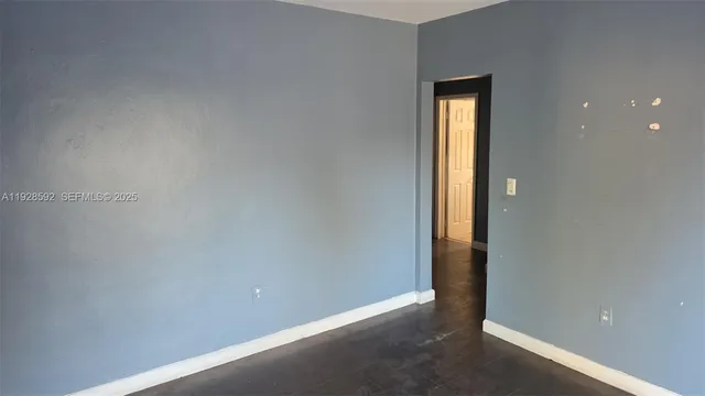 $1,800 | 3300 Northwest 23rd Avenue, Unit 2, Miami, FL 33142