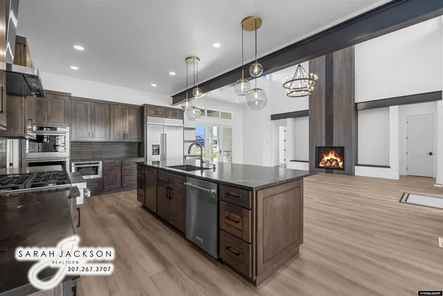 $1,550,000 | 6060 Rivers Gate, Casper, WY 82604