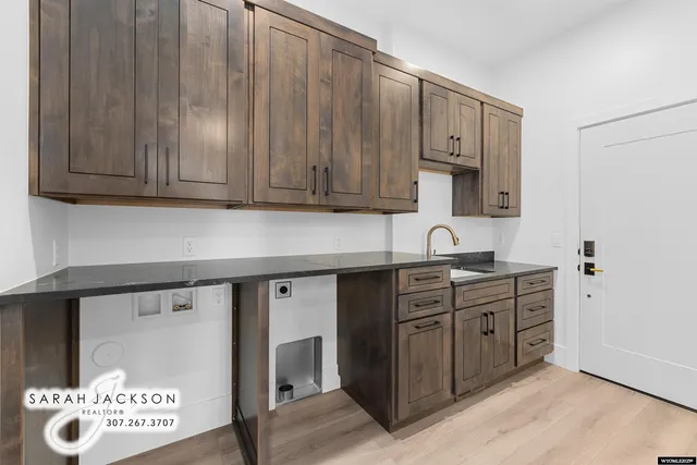 $1,550,000 | 6060 Rivers Gate, Casper, WY 82604