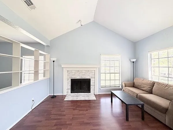 $1,850 | 3120 Devonshire Drive, Unit 229, Plano, TX 75075