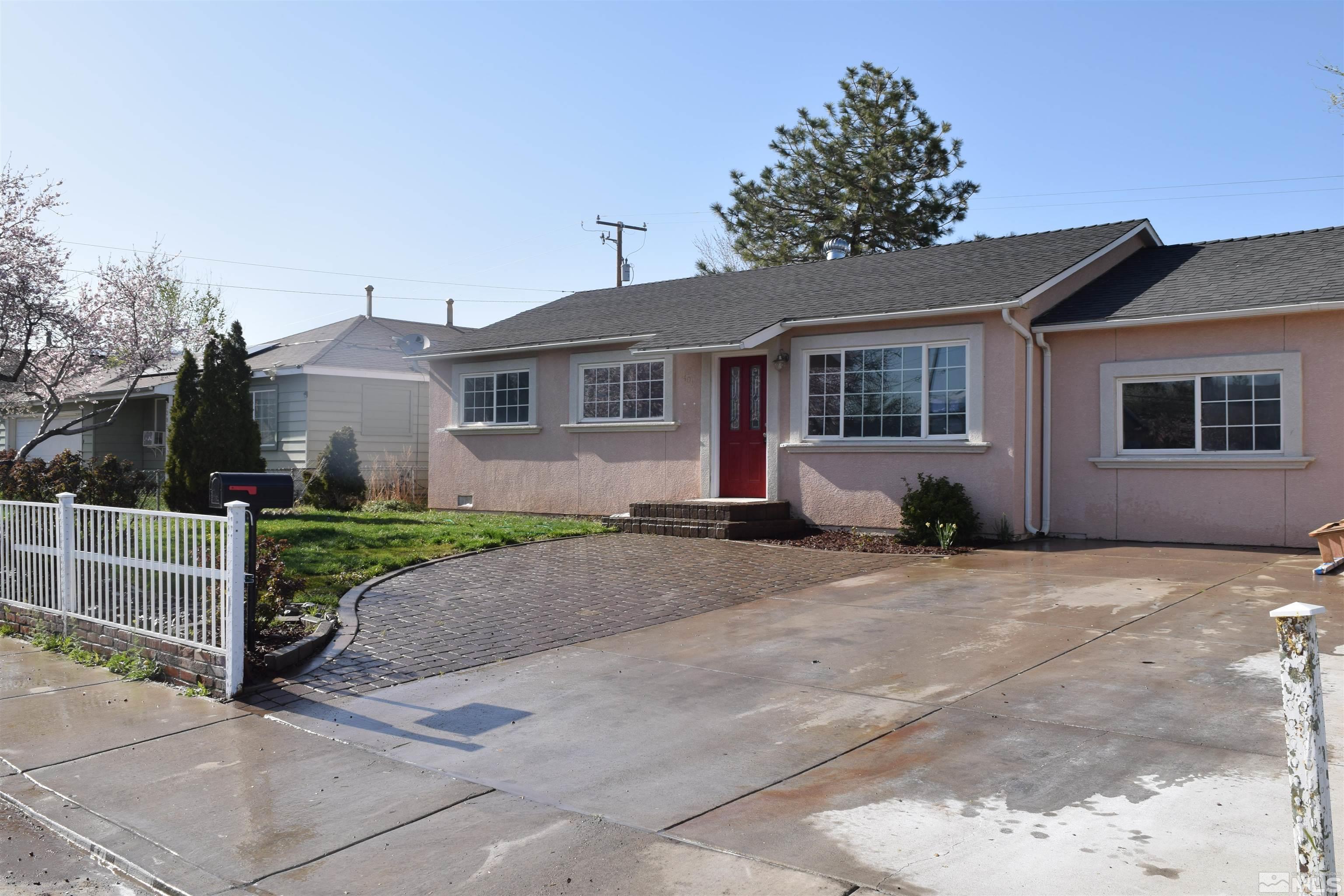 1401 Castle Way Reno, NV 89512 - Photo 3 of 34 Photo 3