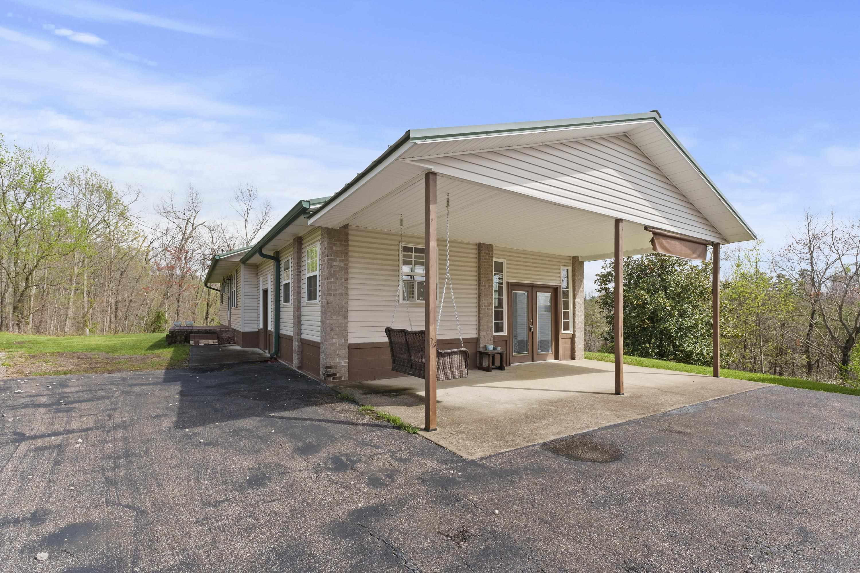 405 Broadleaf Road Louisa, KY 41230 - Photo 29 of 38