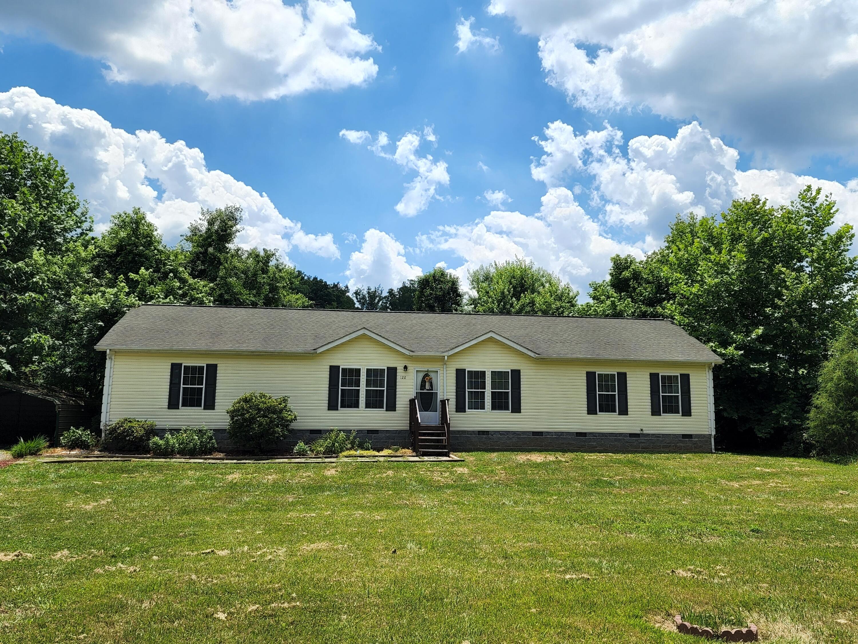 128 H Heaton Road Elizabethton, TN 37643 - Photo 1 of 23 20220623_135606