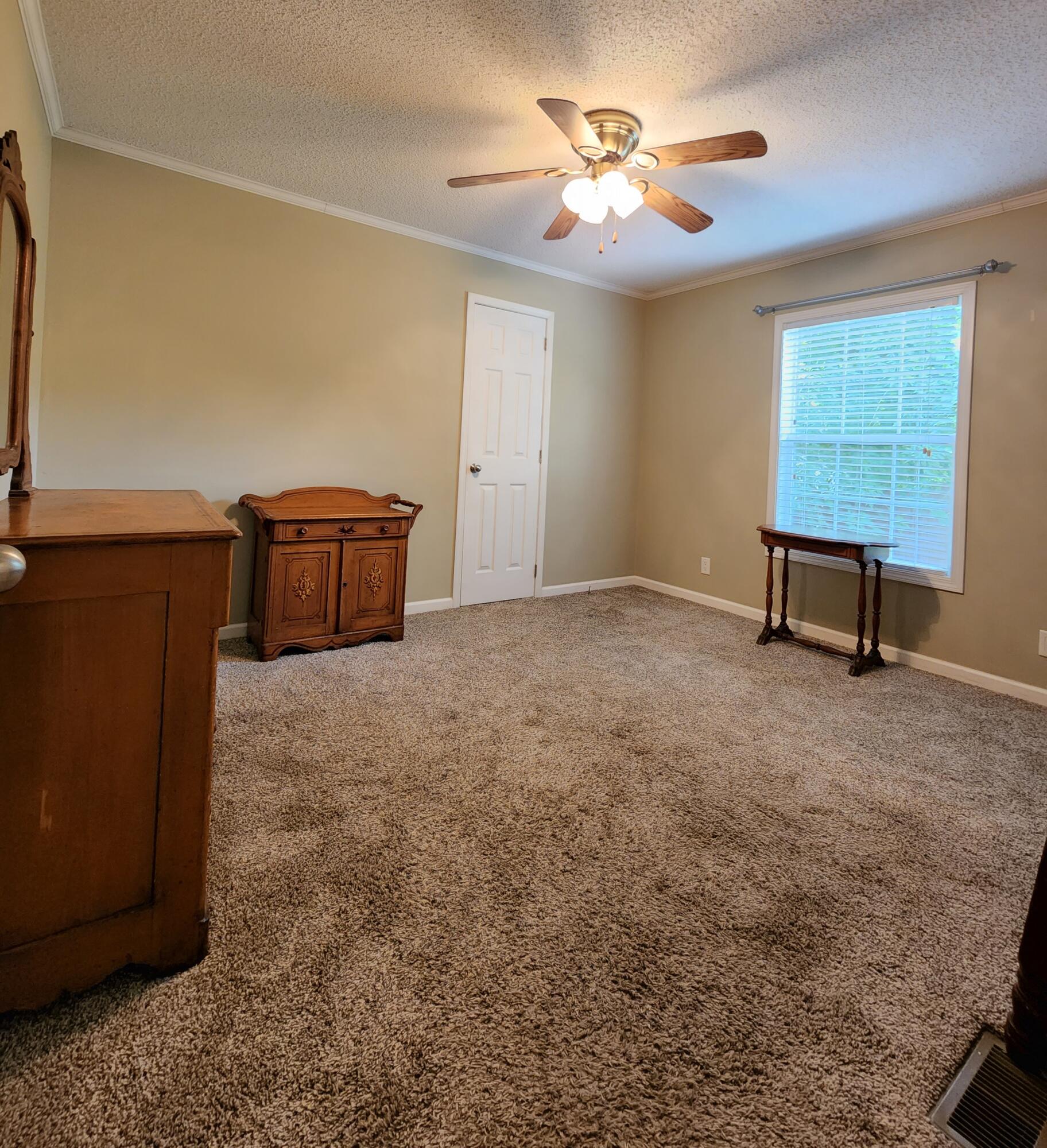 128 H Heaton Road Elizabethton, TN 37643 - Photo 18 of 23 20220623_131730