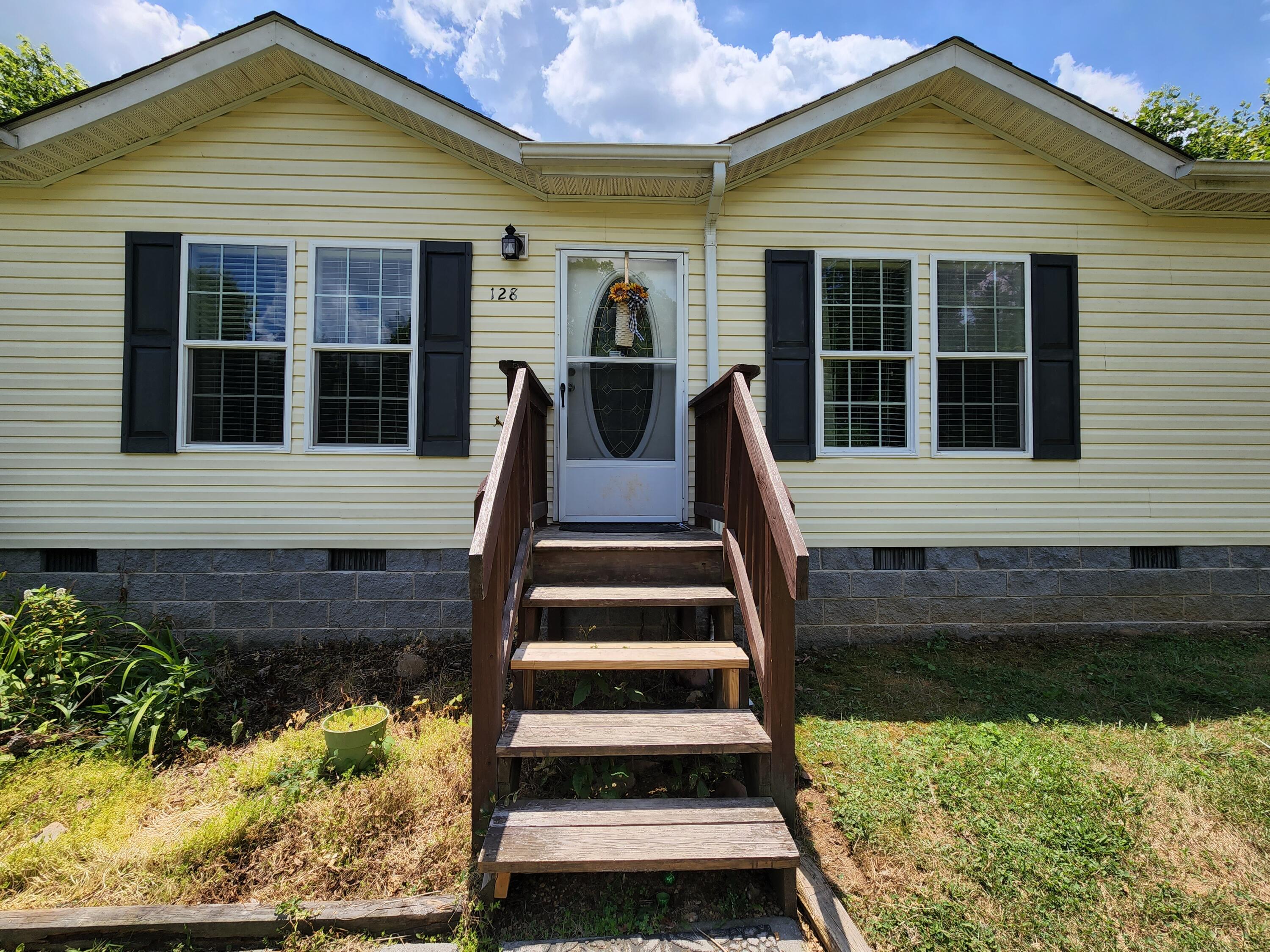 128 H Heaton Road Elizabethton, TN 37643 - Photo 4 of 23 20220623_134034