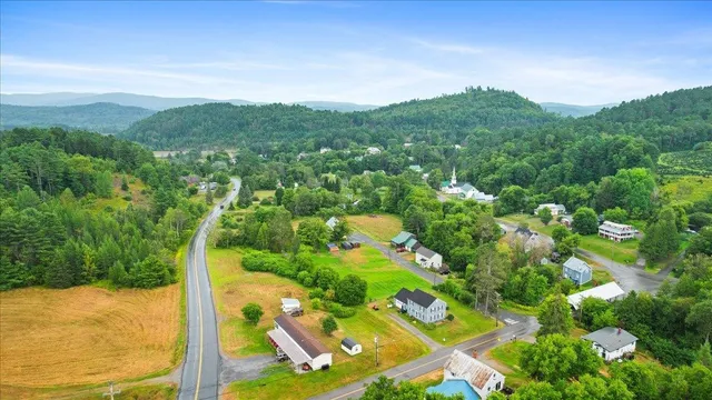 $265,000 | 45 Chamberlain Bridge, Lyndon, VT 05851