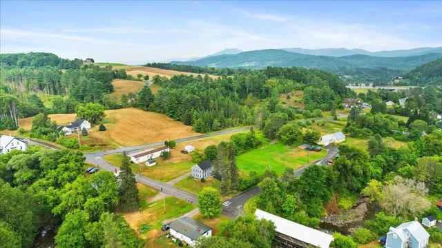 $265,000 | 45 Chamberlain Bridge, Lyndon, VT 05851