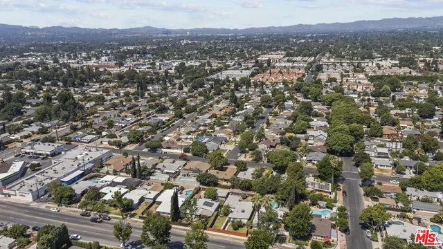 $1,600 | 7659 Lindley Avenue, Unit A, Reseda, CA 91335