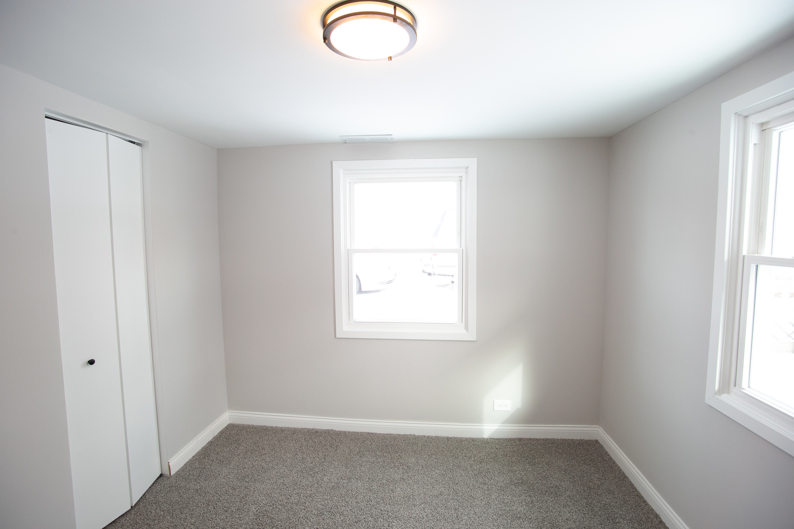 15039 Copter Lane Romeoville, IL 60446 - Photo 10 of 17 an empty room with windows